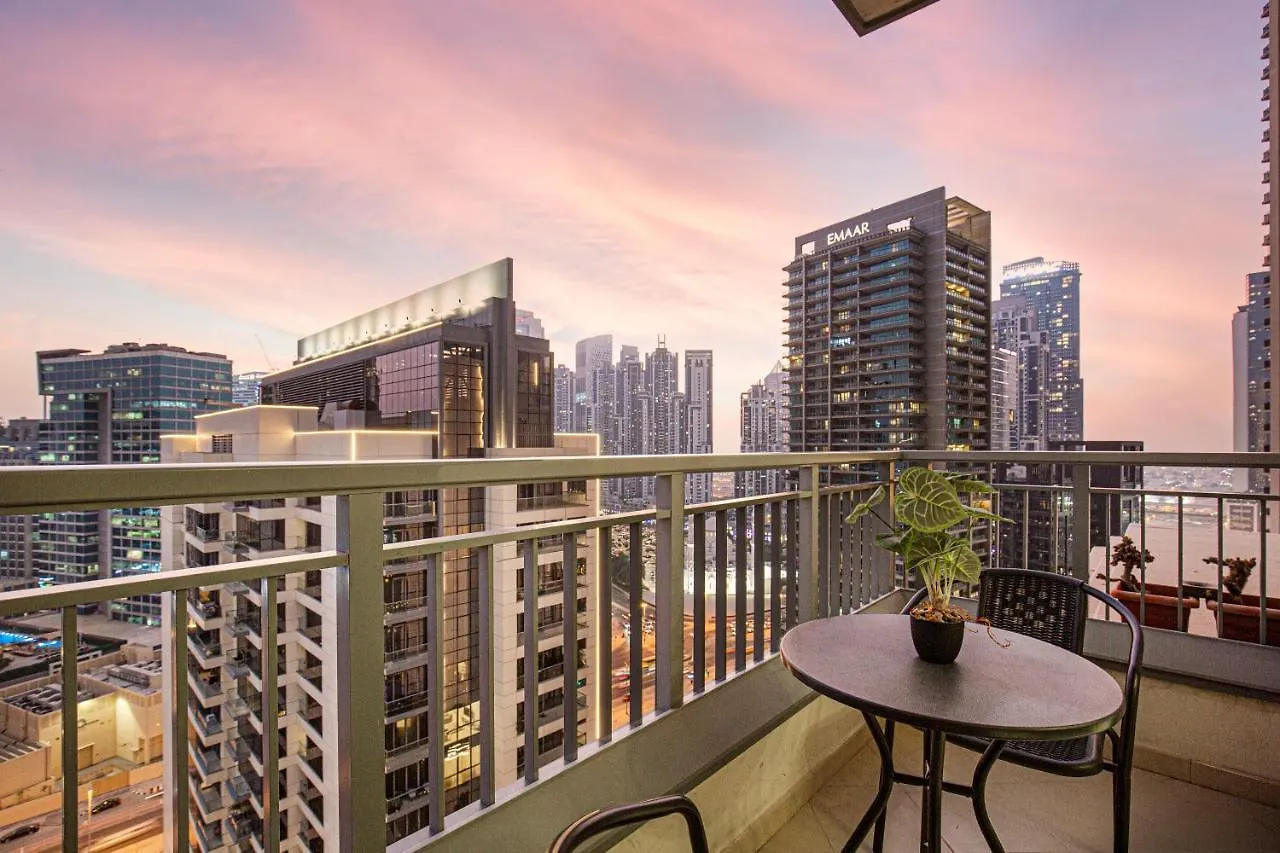 شقة Luxury Oasis 2 Bed In Downtown 7 Mins To Dubai Mall الإمارات العربية المتحدة