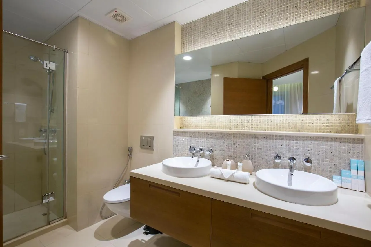 Luxury Oasis 2 Bed In Downtown 7 Mins To Dubai Mall Apartment